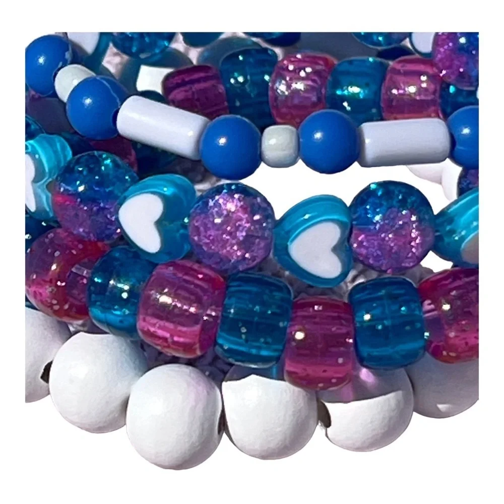 Girls beaded stretchy stackable bracelets hearts pink blue white